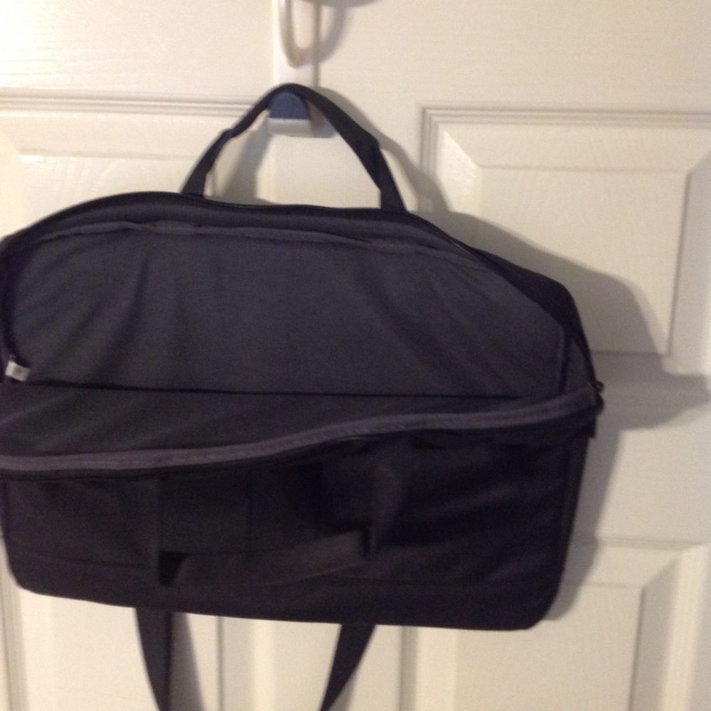 Laptop bag